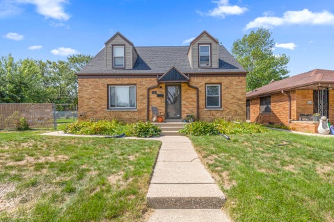 Photo of 4319 N 74th St, Milwaukee, WI 53216 (MLS # 1978951)
