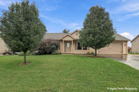 Photo of 343 Homestead Dr, Twin Lakes, WI 53181 (MLS # 1983226)