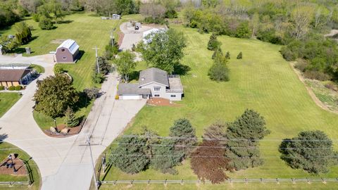 Photo of W240S4901 Highway 164 -, Waukesha, WI 53189 (MLS # 1962465)