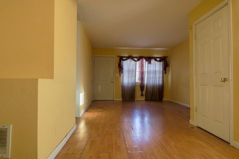 Photo of 5725 N 60th St, Milwaukee, WI 53218 (MLS # 1969841)