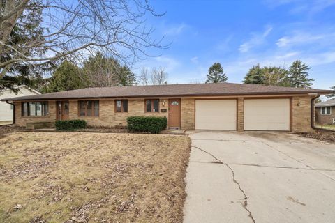 Photo of 231 S 5th St, Cedar Grove, WI 53013 (MLS # 1953463)