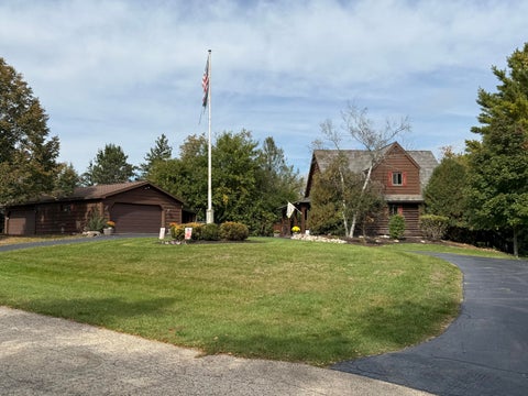 Photo of 30526 101st St, Salem Lakes, WI 53105 (MLS # 1984241)