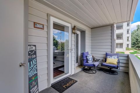 Photo of 530 E Hiawatha Dr, Lake Delton, WI 53965 (MLS # 1948578)