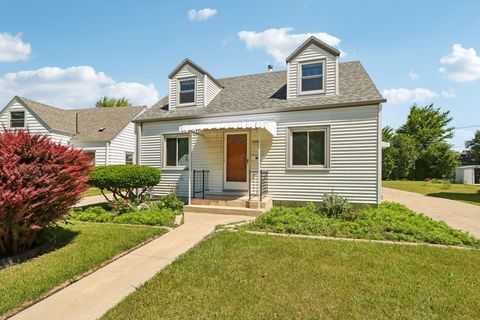 Photo of 1308 E Tripoli Ave, Milwaukee, WI 53207 (MLS # 1967510)