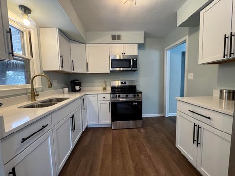 Photo of 9331 W Elmore Ave, Milwaukee, WI 53222 (MLS # 1944407)