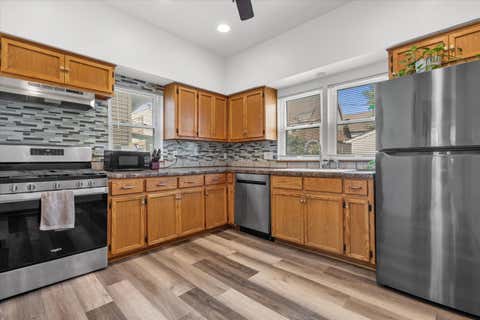 Photo of 2636 W Hayes Ave, Milwaukee, WI 53215 (MLS # 1977036)