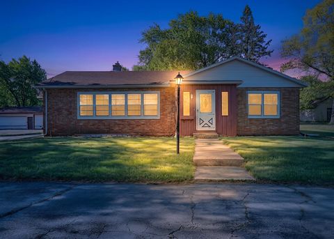 Photo of 6509 Durand Ave, Mount Pleasant, WI 53406 (MLS # 1962908)