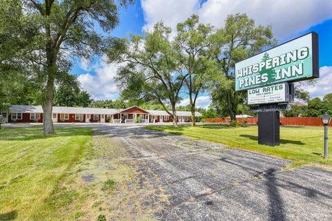 Photo of 9063 S 27th St, Franklin, WI 53132 (MLS # 1932965)