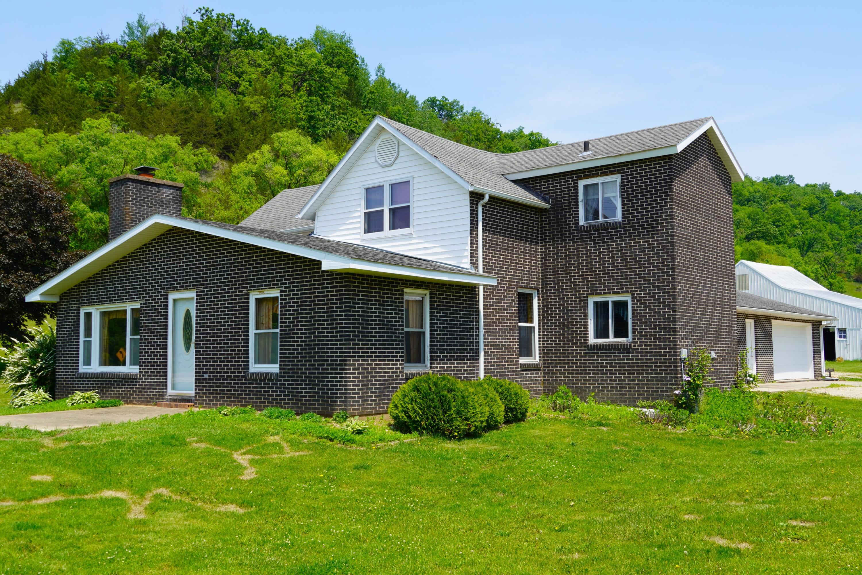 16884 County Road S -