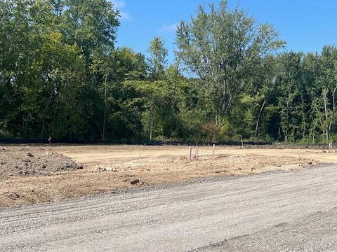 Photo of Lt1 Edgemont Dr, Oak Creek, WI 53154 (MLS # 1881882)