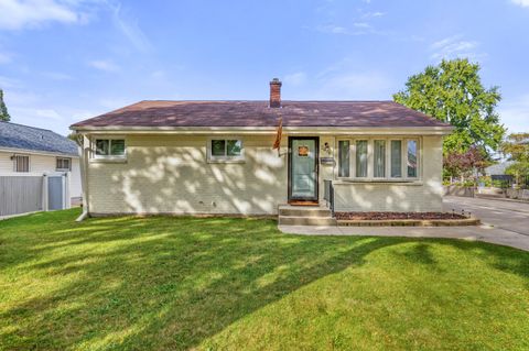 Photo of 2875 S 96th St, West Allis, WI 53227 (MLS # 1936769)