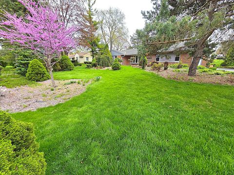 Photo of 14745 Watertown Plank Rd, Elm Grove, WI 53122 (MLS # 1960798)