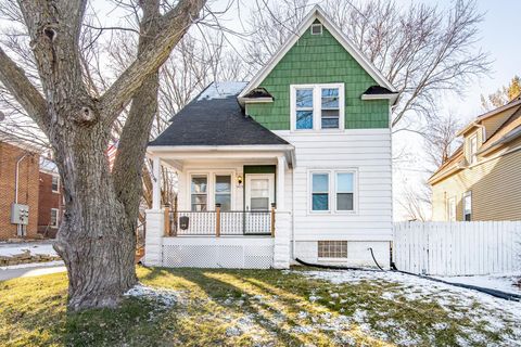 Photo of 2615 N Wauwatosa Ave, Wauwatosa, WI 53213 (MLS # 1962103)