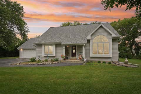 Photo of 4330 S Calhoun Rd, New Berlin, WI 53151 (MLS # 1933823)
