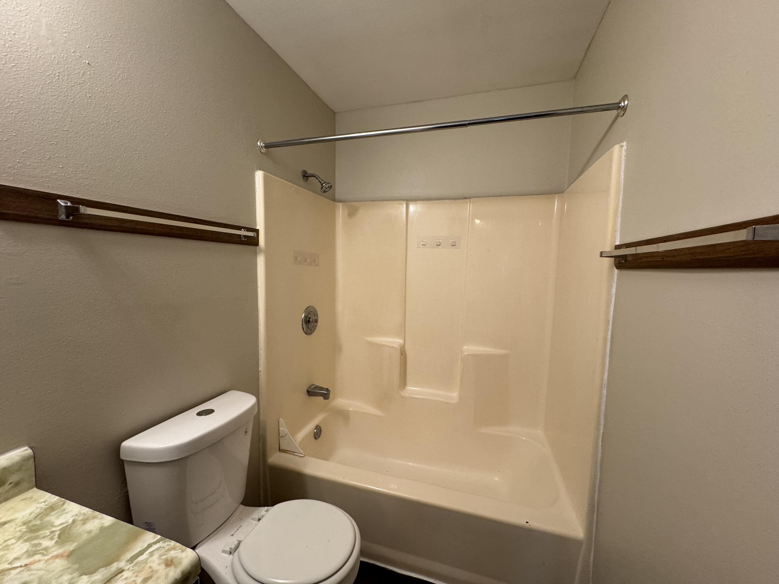 Milwaukee, Wisconsin 53224, United States, 3 Bedrooms Bedrooms, ,2 BathroomsBathrooms,Residential,Active,168223