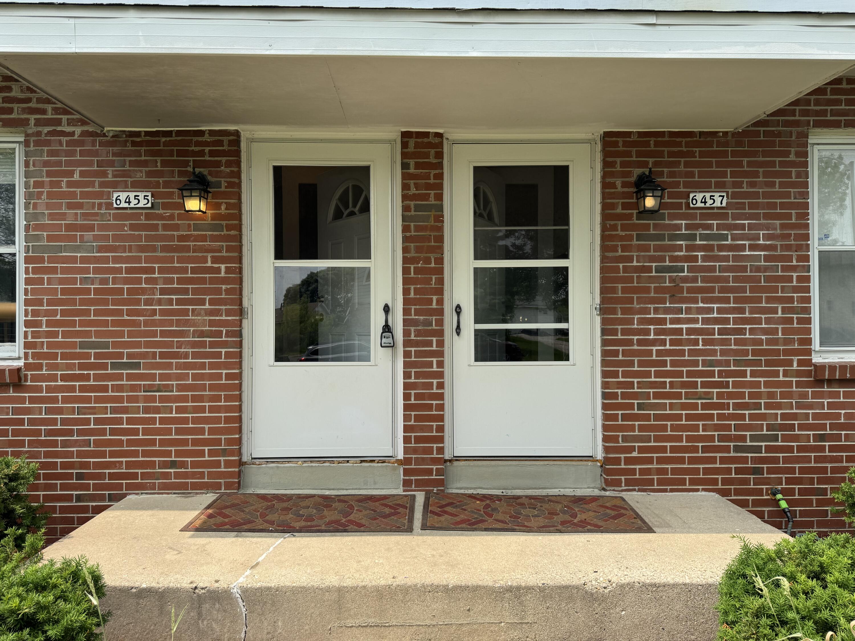 Milwaukee, Wisconsin 53224, United States, 3 Bedrooms Bedrooms, ,2 BathroomsBathrooms,Residential,Active,168223