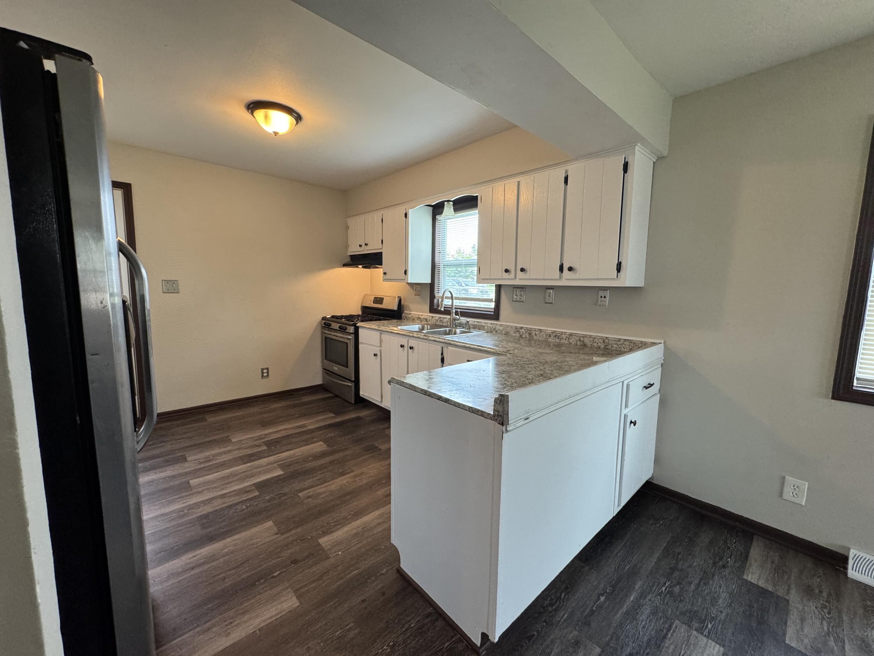 Milwaukee, Wisconsin 53224, United States, 3 Bedrooms Bedrooms, ,2 BathroomsBathrooms,Residential,Active,168223