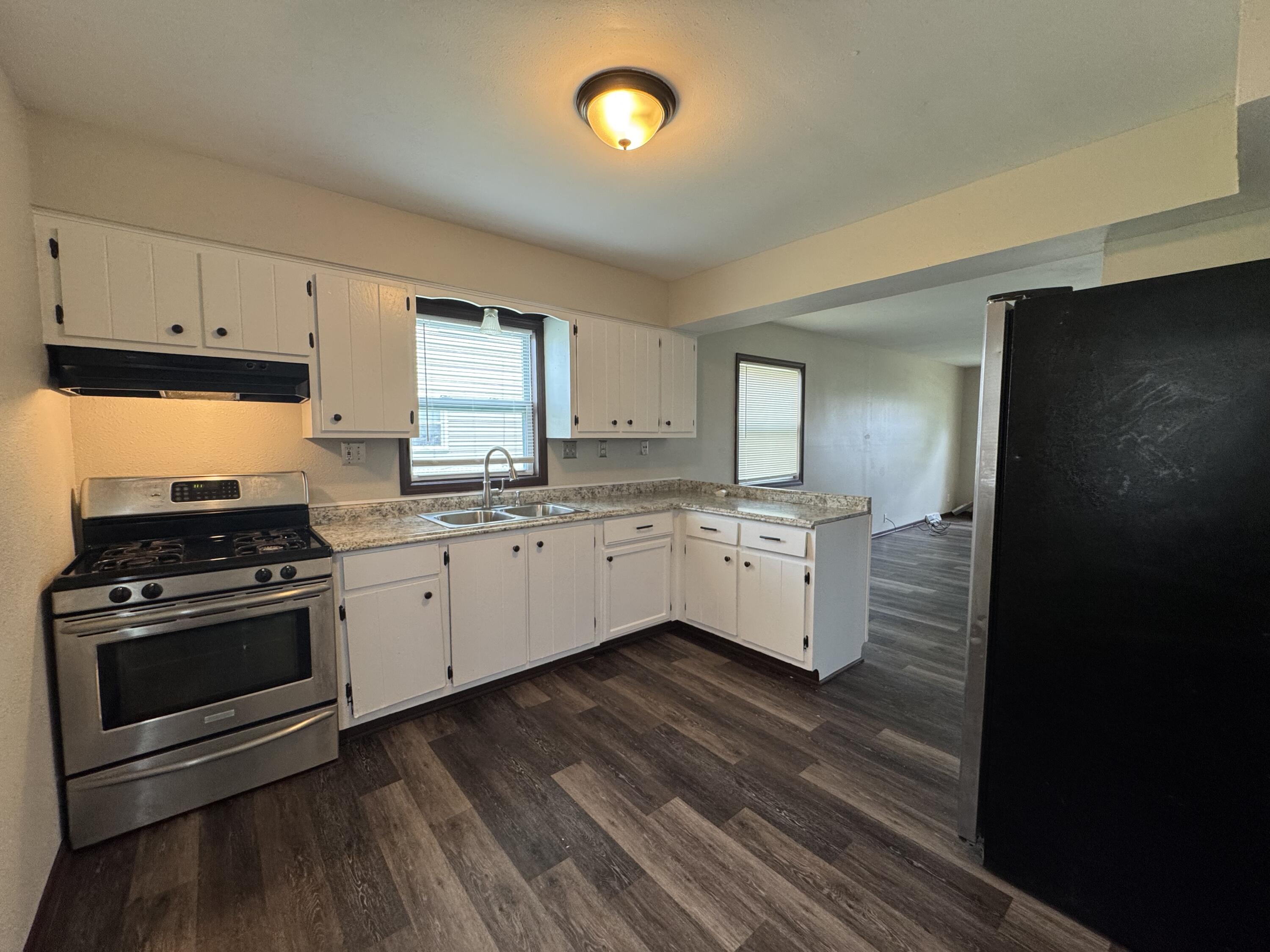 Milwaukee, Wisconsin 53224, United States, 3 Bedrooms Bedrooms, ,2 BathroomsBathrooms,Residential,Active,168223