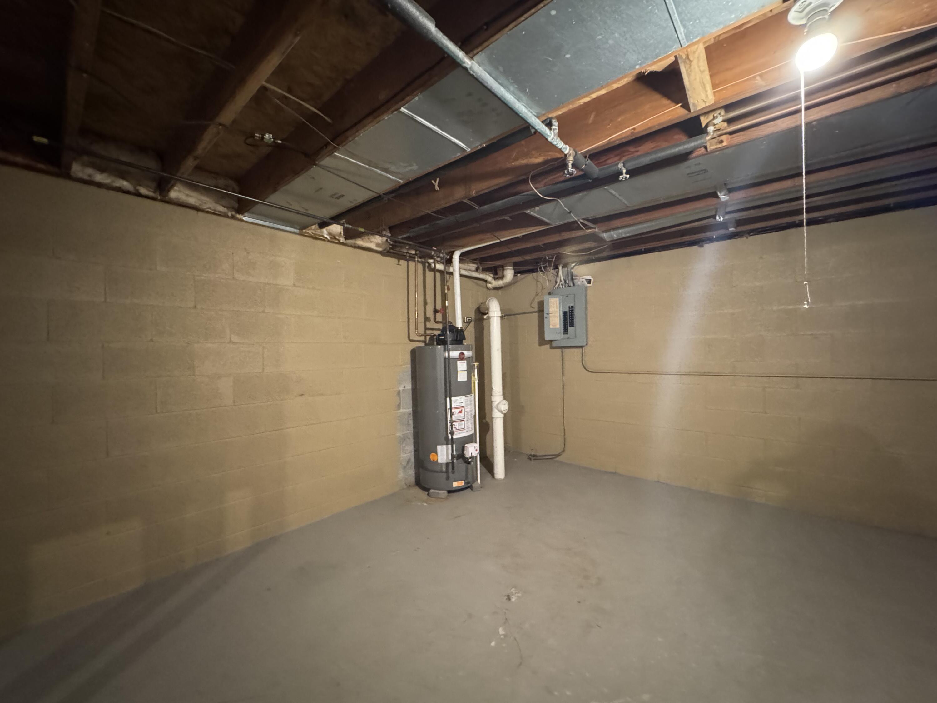 Milwaukee, Wisconsin 53224, United States, 3 Bedrooms Bedrooms, ,2 BathroomsBathrooms,Residential,Active,168223