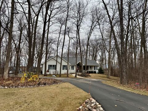 Photo of W2545 Blackberry Dr, Mount Calvary, WI 53057 (MLS # 1953872)