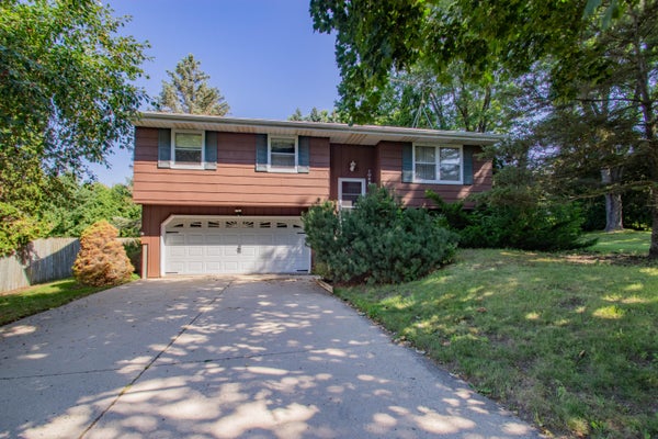 1068 KIEWERT ST, WATERTOWN, WI 53098 - Image b1be4e6f50f8366034e3656ada548d95/2354190629