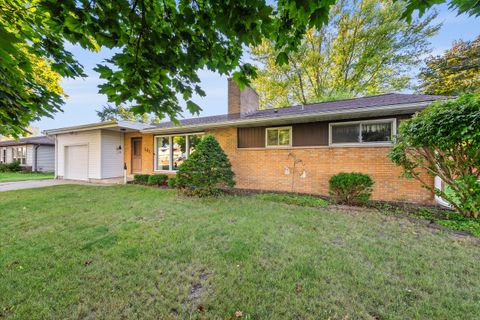 Photo of 141 S Foster St, Saukville, WI 53080 (MLS # 1938911)