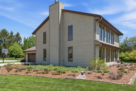 Photo of 16478 W Melody Ct, New Berlin, WI 53151 (MLS # 1961666)