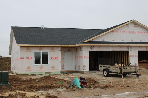 Photo of 1352 Kettle Dr, Kewaskum, WI 53040 (MLS # 1945917)