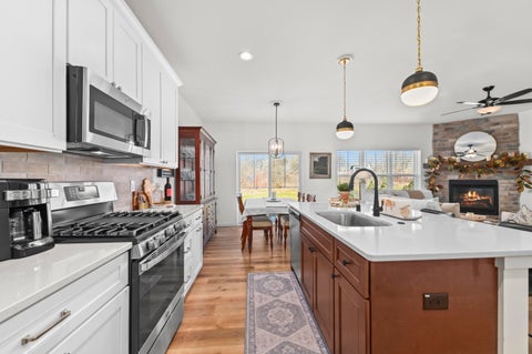 Photo of N118W7360 Fairway Ln, Cedarburg, WI 53012 (MLS # 1955955)