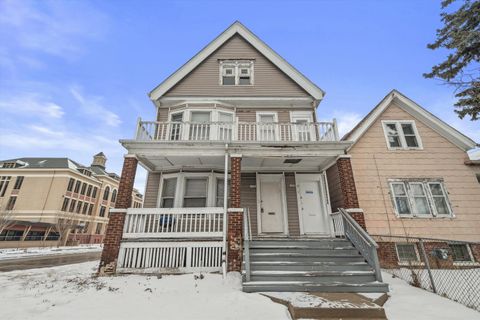 Photo of 1932 W Brown St, Milwaukee, WI 53205 (MLS # 1950106)