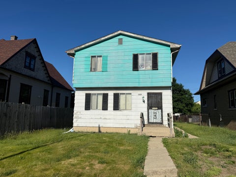 Photo of 2628 N 7th St, Milwaukee, WI 53212 (MLS # 1977739)