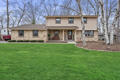 Photo of 3675 S Poplar Rd, New Berlin, WI 53151 (MLS # 1953589)