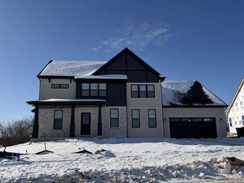 Photo of 1350 Scotsland Ln, Oconomowoc, WI 53066 (MLS # 1948743)