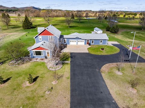 N13143 Schubert Rd, Trempealeau, WI 54661 - MLS#: 1916015