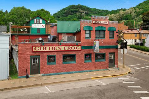 Photo of 112 N Shore Dr, Fountain City, WI 54629 (MLS # 1954094)