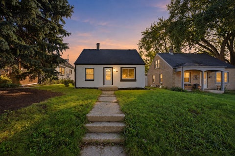 Photo of 4170 S 5th Pl, Milwaukee, WI 53207 (MLS # 1983854)