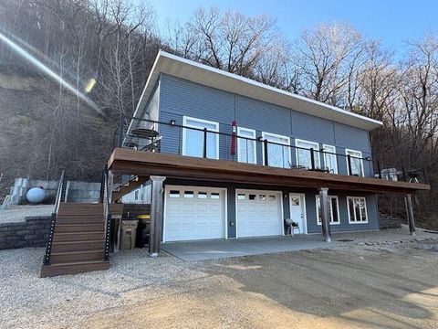 817 2nd St N, Brownsville, MN 55919 - MLS#: 1911085