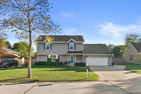 Photo of 1041 E Mary Ln, Oak Creek, WI 53154 (MLS # 1938385)