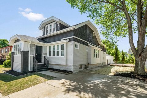 Photo of 5615 W Burleigh St, Milwaukee, WI 53210 (MLS # 1966778)