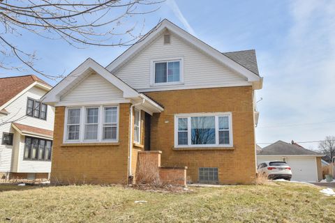 Photo of 334 N 60th St, Milwaukee, WI 53213 (MLS # 1954954)