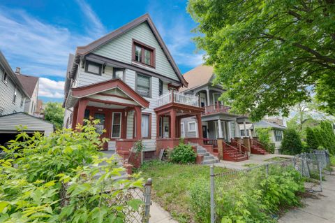 Photo of 1429 S 10th St, Milwaukee, WI 53204 (MLS # 1922181)
