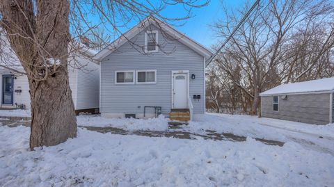 Photo of 1118 S 13 St, Sheboygan, WI 53081 (MLS # 1945301)
