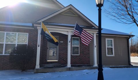 Photo of 2618 9th Ave, South Milwaukee, WI 53172 (MLS # 1904986)