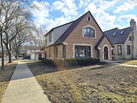 Photo of 5601 W Brooklyn Pl, Milwaukee, WI 53216 (MLS # 1951212)