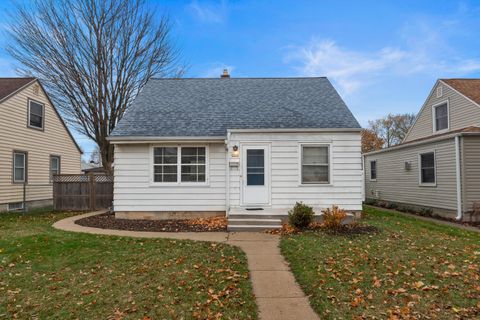 Photo of 3553 S Herman St, Milwaukee, WI 53207 (MLS # 1944097)