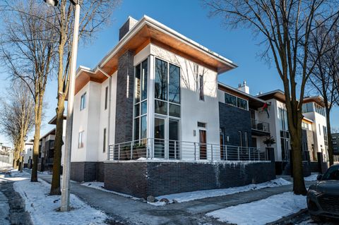 Photo of 1924 N Booth St, Milwaukee, WI 53212 (MLS # 1948659)