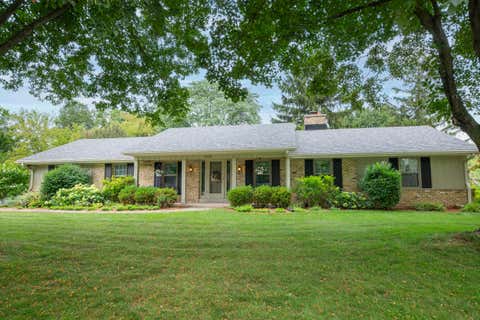 Photo of 15720 W Roualt St, Brookfield, WI 53005 (MLS # 1975585)