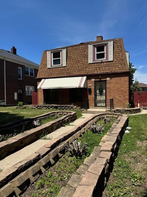 Photo of 3714 W Capitol Dr, Milwaukee, WI 53216 (MLS # 1970443)