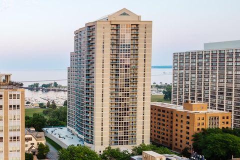 Photo of 1660 N Prospect Ave, Milwaukee, WI 53202 (MLS # 1930361)