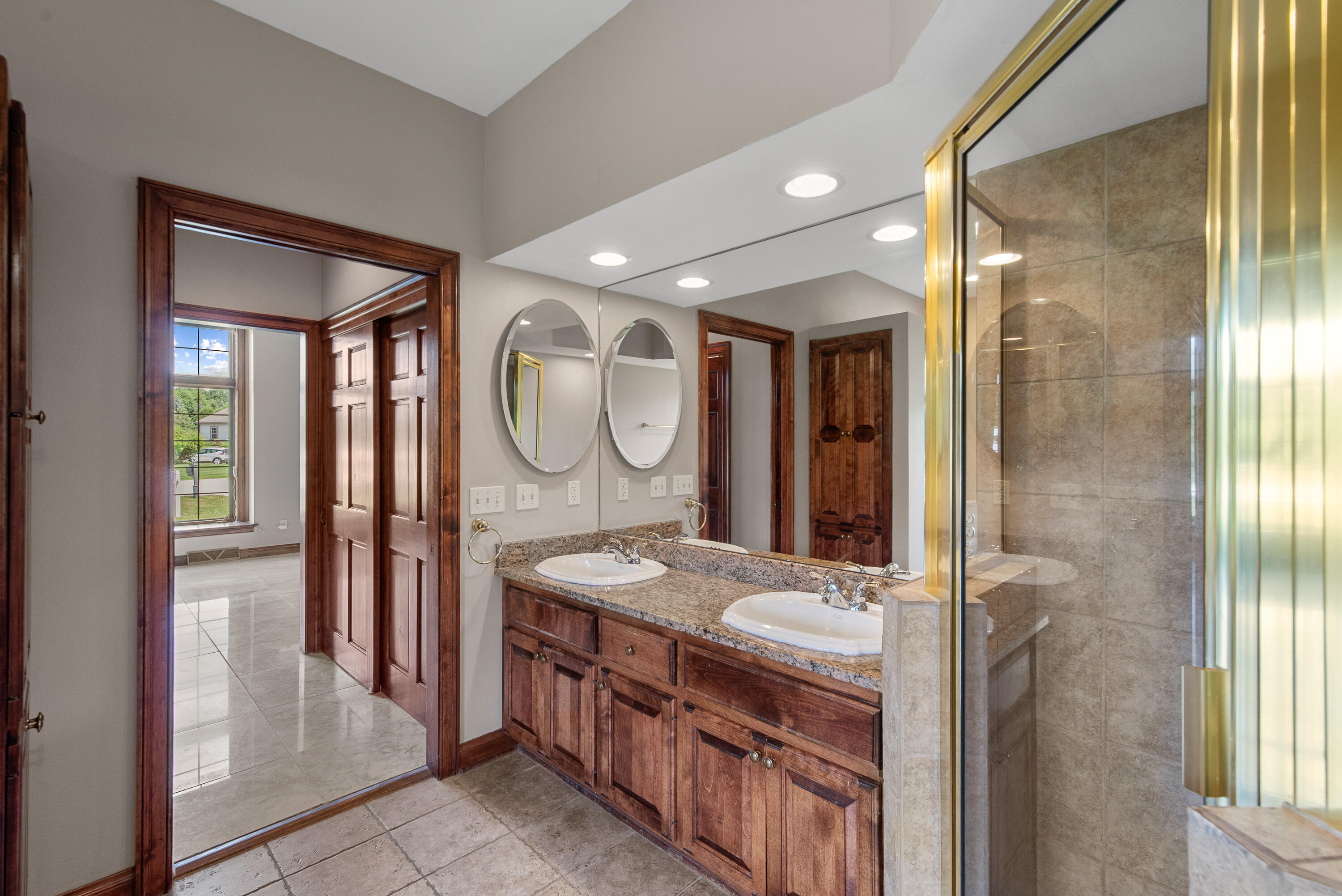 Richfield, Wisconsin 53017, United States, 4 Bedrooms Bedrooms, ,4 BathroomsBathrooms,Residential,Active,175504